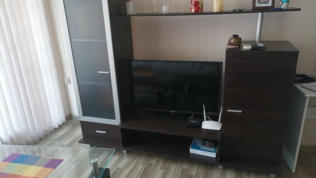 Studio Apartament 6 - Vasil Aprilov Plovdiv Esterno foto